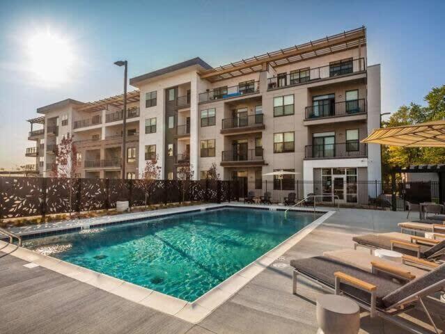 Cozysuites Spacious 2Br Next To Whole Foods Indianapolis Eksteriør bilde