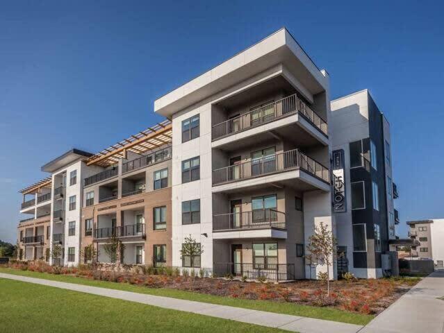 Cozysuites Spacious 2Br Next To Whole Foods Indianapolis Eksteriør bilde